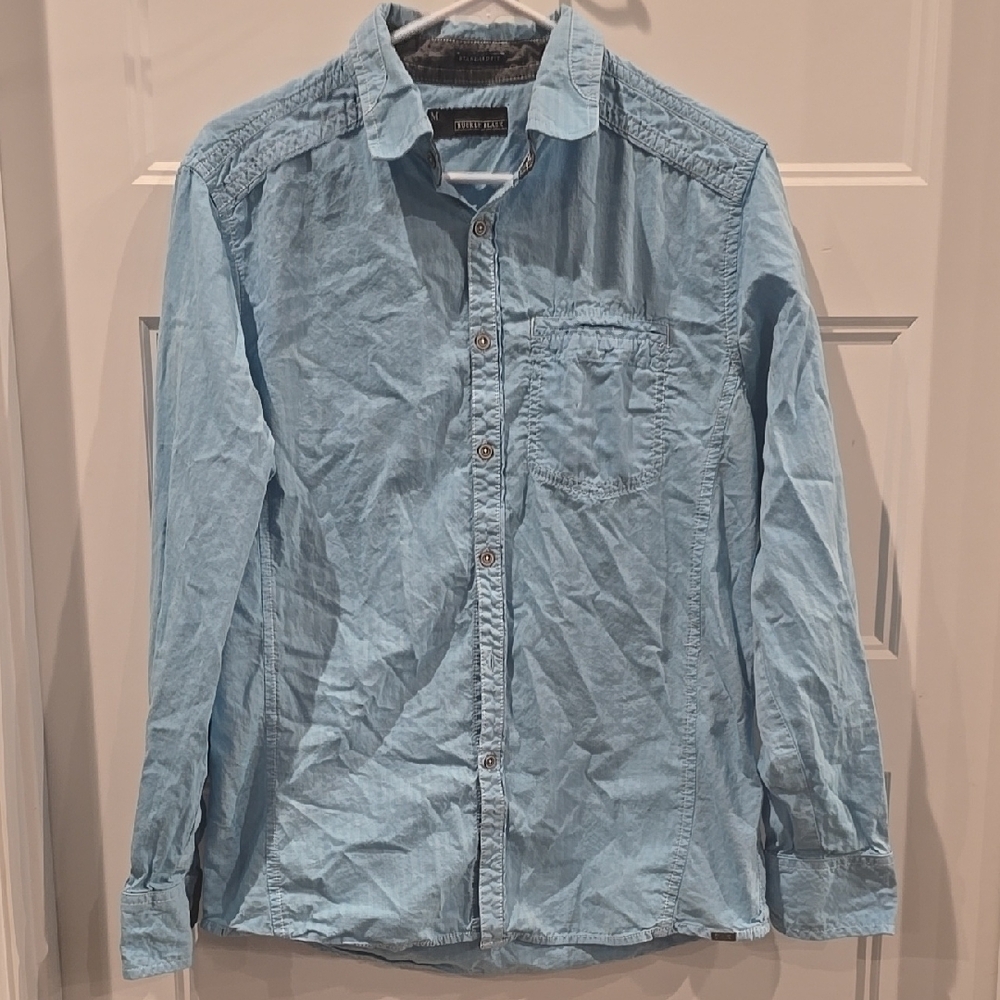 Buckle Black Button Down Light Blue Button-Up Shirt